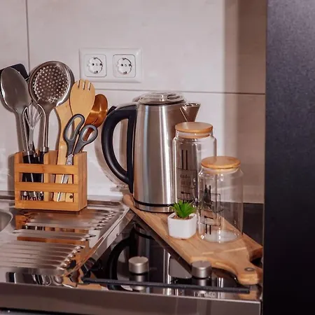Green & Modern - City - Netflix - Wifi - 2 Person Essen Esterno foto